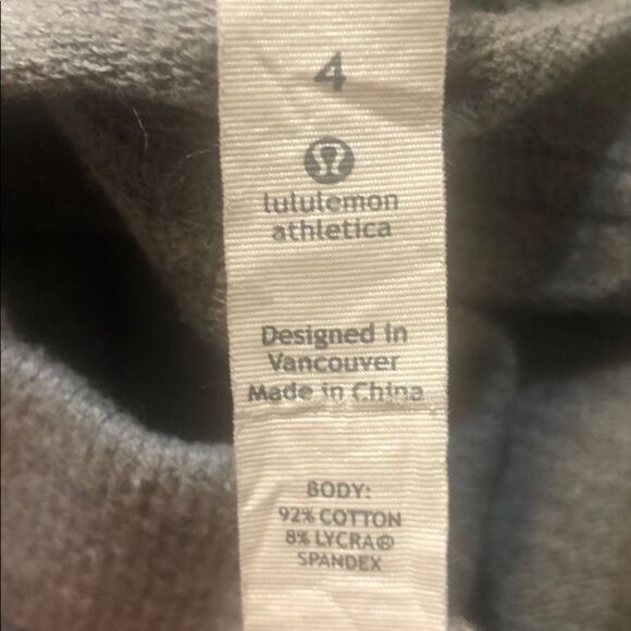 Lululemon Groove Pant Crop Size 4 (1921) - Picture 4 of 5